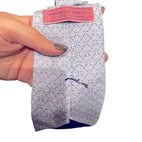 Vineyard Vines Mens‎ 100% Silk Tie Golf Clubs Novelty Print - Picture 5 of 7